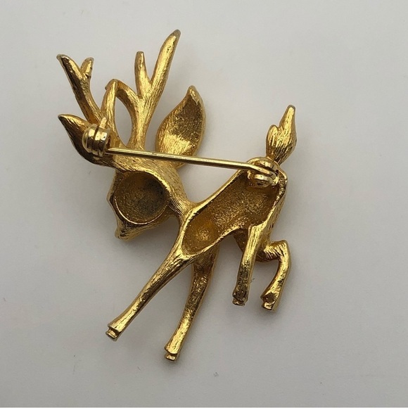 VTG Gold Tone Blue Eye Reindeer Christmas Holiday Brooch 1.9” - Picture 3 of 4